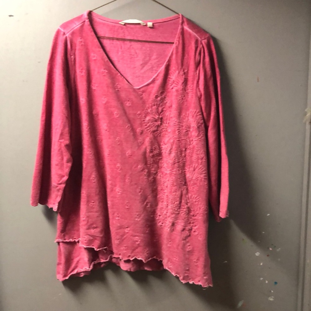 Soft Surroundings dark Pink Oversized Medium Distressed Embroidered Top